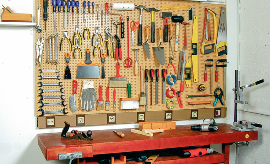 outils%20et%20%C3%A9quipements%20pour%20poser%20une%20porte%20sectionnelle%20de%20garage